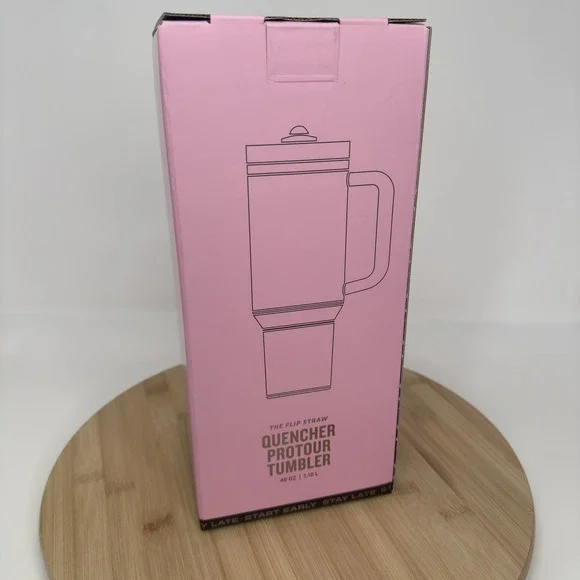 Stanley Messi GOAT Quencher ProTour Tumbler 40oz Pink Insulated Handle Lid Straw - Picture 4 of 12